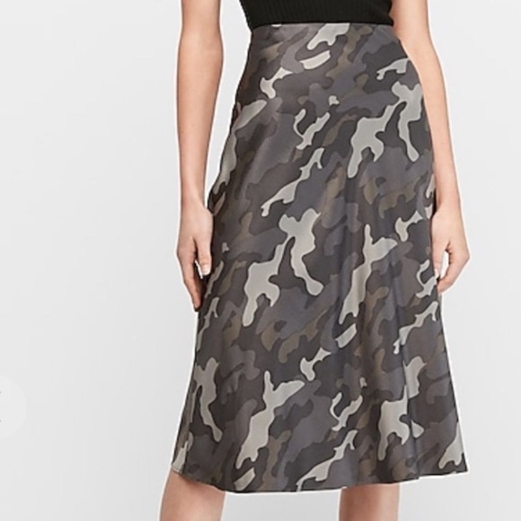 Express Slip Skirt Grey Black Camo Print Medium Midi Bias Cut - Picture 1 of 12